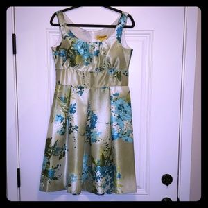 Vintage inspired. Classic Spring dress. Size 10.